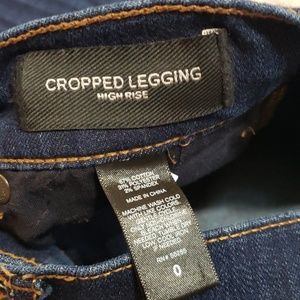 Express Jeans - ‼5️⃣/$🔟‼Express crop high rise legging Express Jeans - ‼5️⃣/$🔟‼Express crop high rise legging